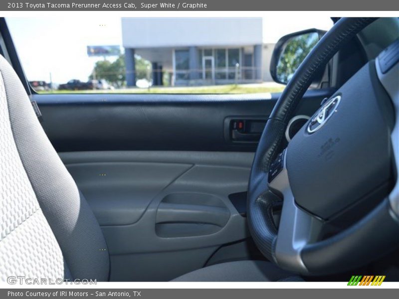 Super White / Graphite 2013 Toyota Tacoma Prerunner Access Cab