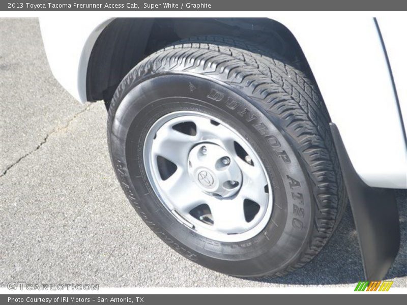 Super White / Graphite 2013 Toyota Tacoma Prerunner Access Cab