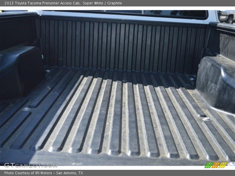 Super White / Graphite 2013 Toyota Tacoma Prerunner Access Cab
