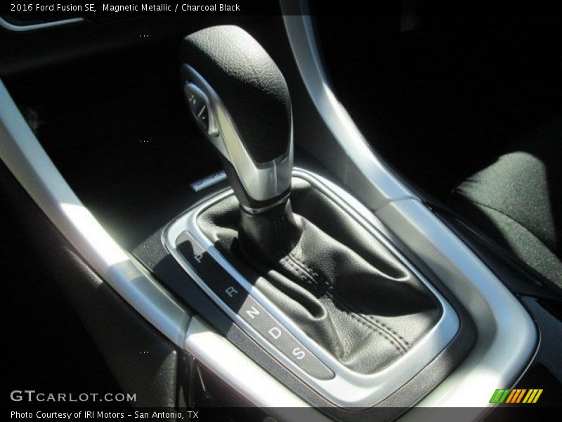  2016 Fusion SE 6 Speed SelectShift Automatic Shifter