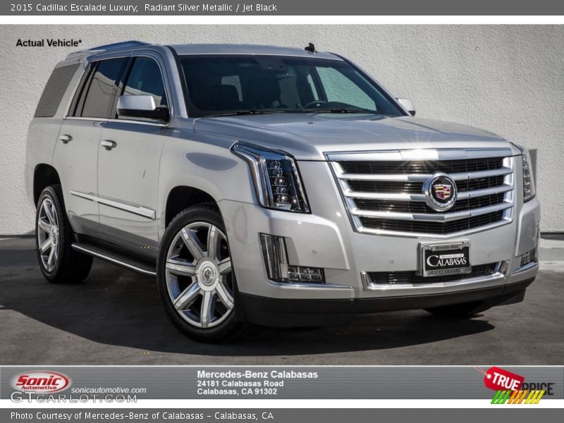 Radiant Silver Metallic / Jet Black 2015 Cadillac Escalade Luxury