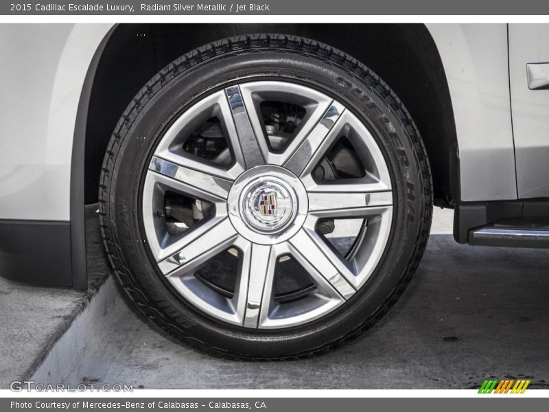 Radiant Silver Metallic / Jet Black 2015 Cadillac Escalade Luxury