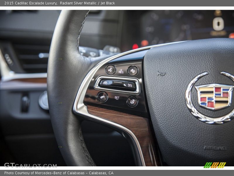 Radiant Silver Metallic / Jet Black 2015 Cadillac Escalade Luxury