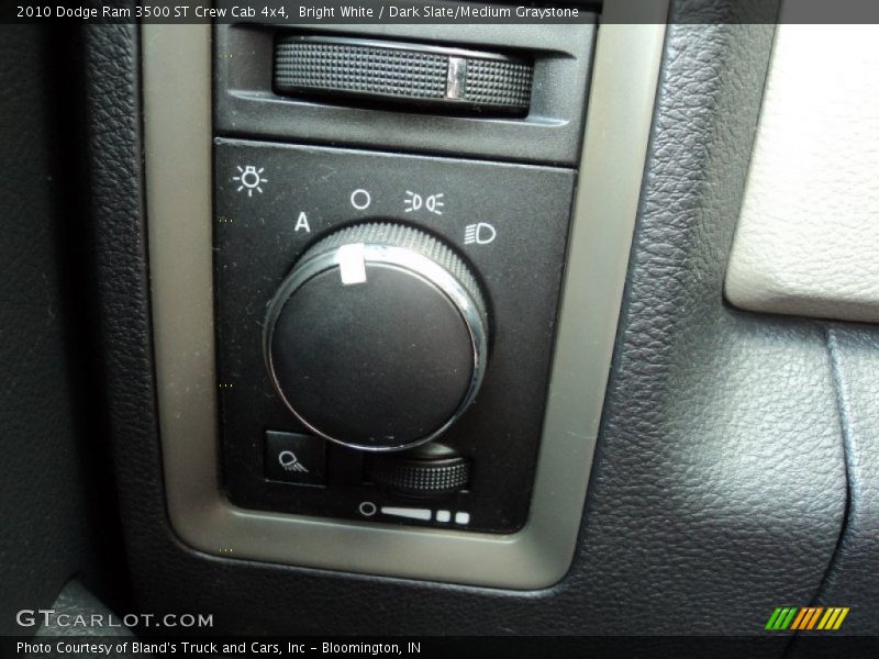 Bright White / Dark Slate/Medium Graystone 2010 Dodge Ram 3500 ST Crew Cab 4x4