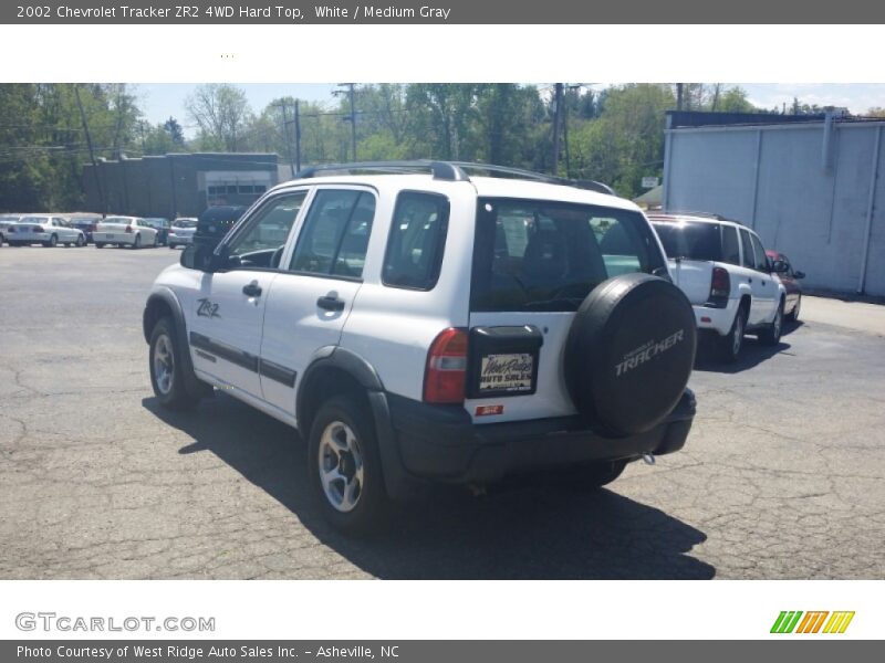 White / Medium Gray 2002 Chevrolet Tracker ZR2 4WD Hard Top