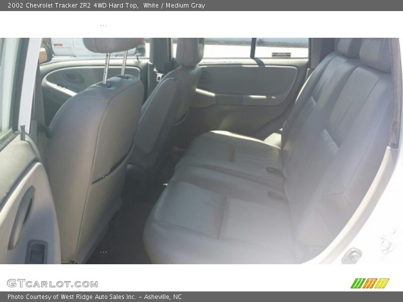 White / Medium Gray 2002 Chevrolet Tracker ZR2 4WD Hard Top