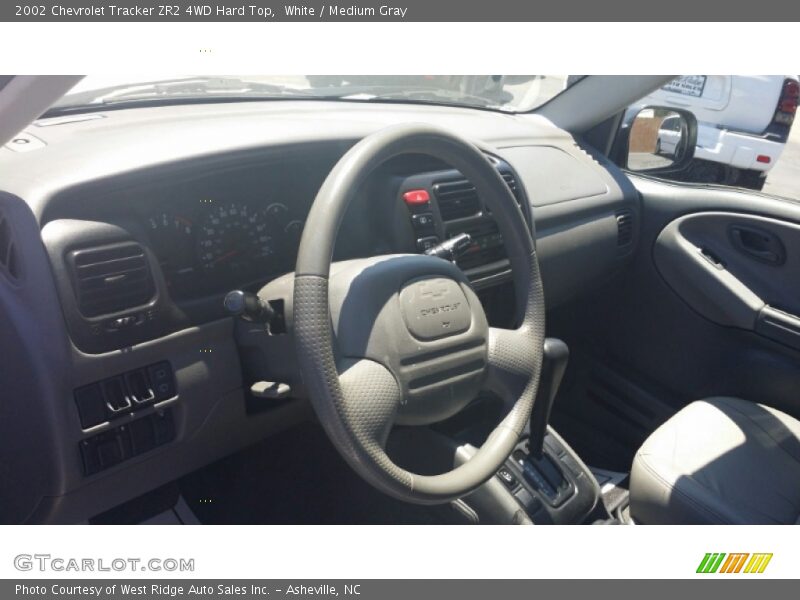 White / Medium Gray 2002 Chevrolet Tracker ZR2 4WD Hard Top