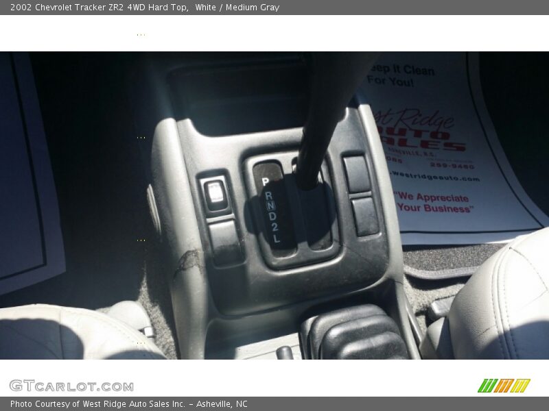 White / Medium Gray 2002 Chevrolet Tracker ZR2 4WD Hard Top