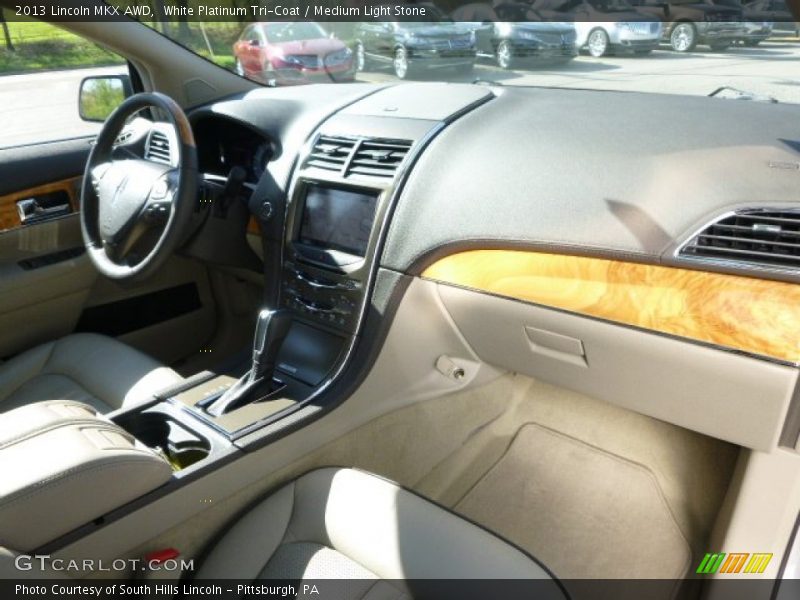 White Platinum Tri-Coat / Medium Light Stone 2013 Lincoln MKX AWD