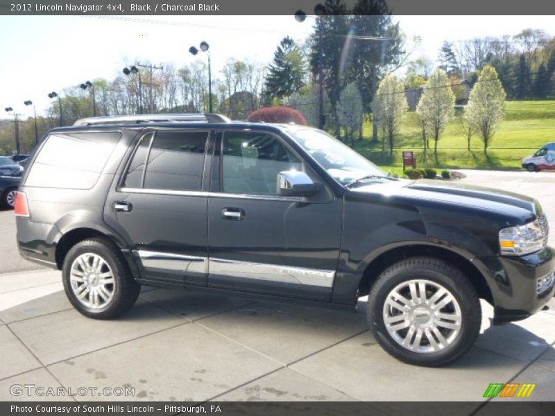 Black / Charcoal Black 2012 Lincoln Navigator 4x4