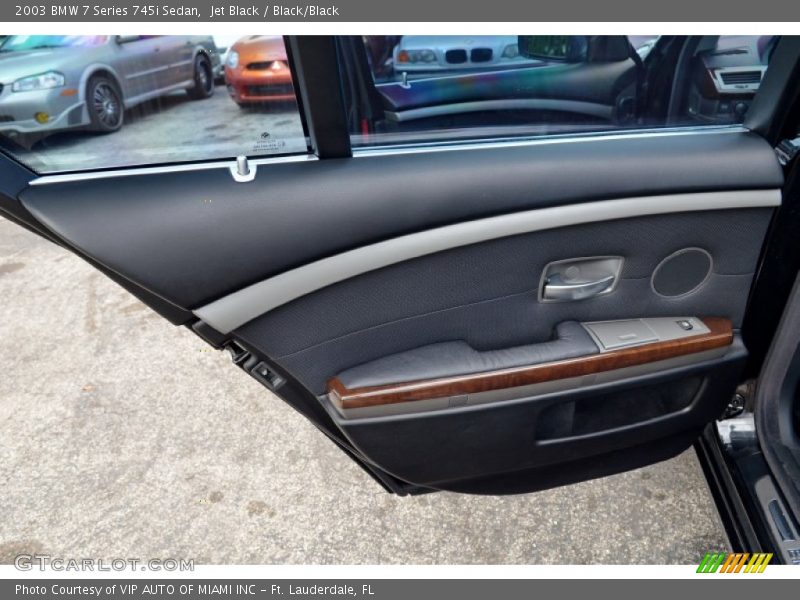 Jet Black / Black/Black 2003 BMW 7 Series 745i Sedan