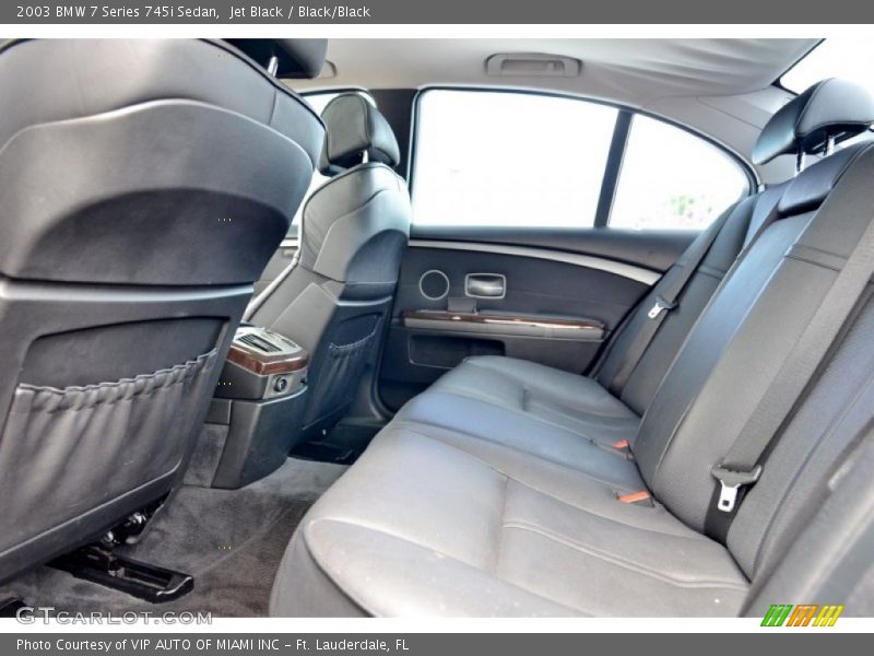 Jet Black / Black/Black 2003 BMW 7 Series 745i Sedan