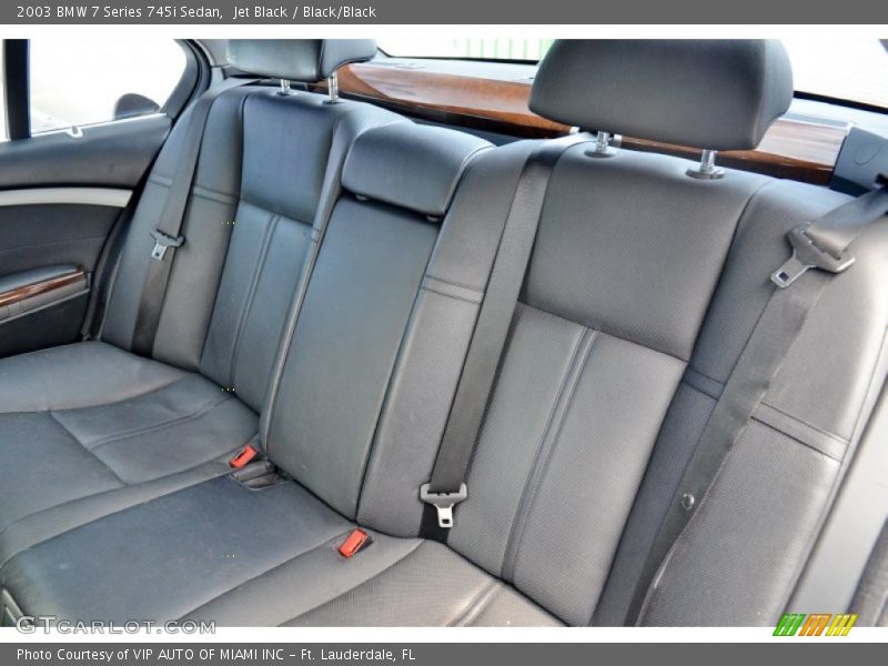 Jet Black / Black/Black 2003 BMW 7 Series 745i Sedan