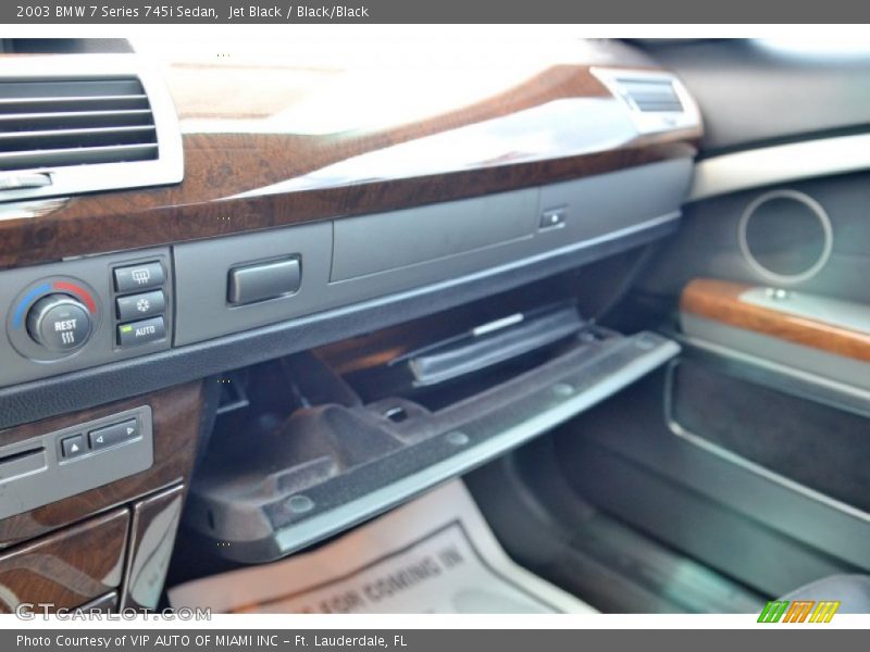 Jet Black / Black/Black 2003 BMW 7 Series 745i Sedan