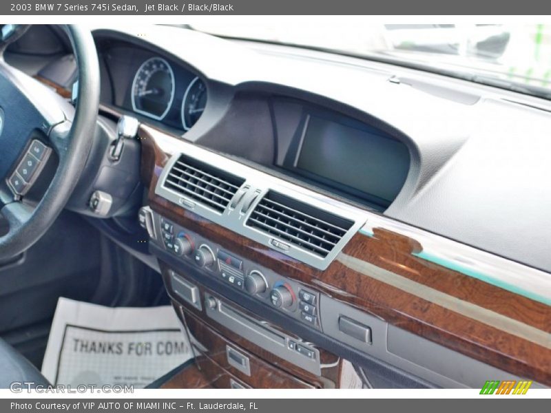 Jet Black / Black/Black 2003 BMW 7 Series 745i Sedan