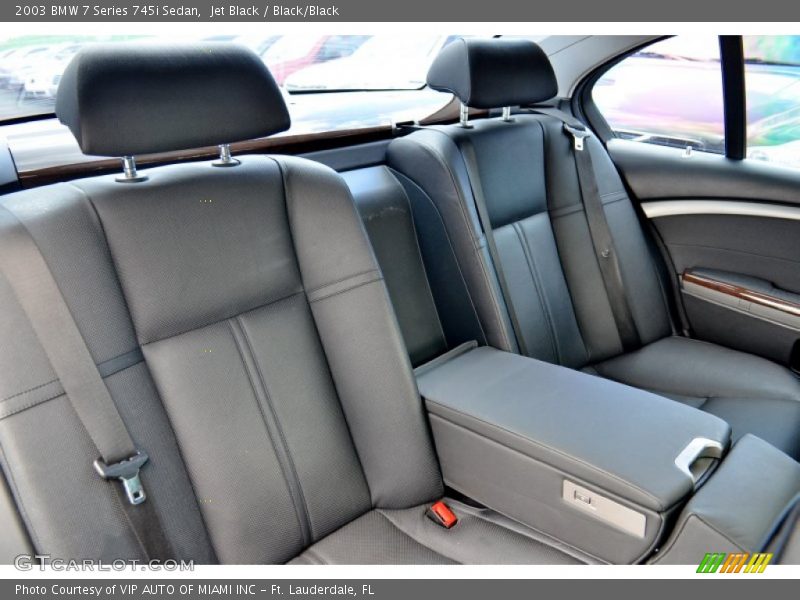 Jet Black / Black/Black 2003 BMW 7 Series 745i Sedan