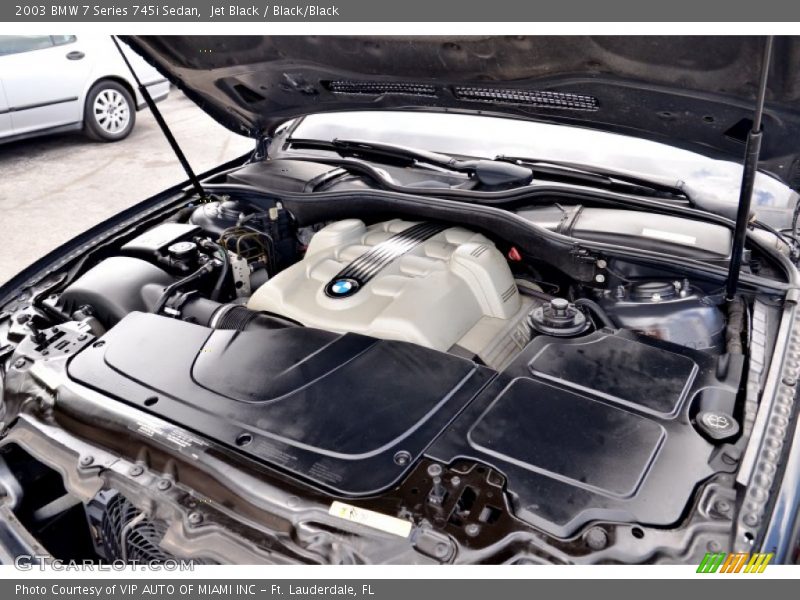 Jet Black / Black/Black 2003 BMW 7 Series 745i Sedan