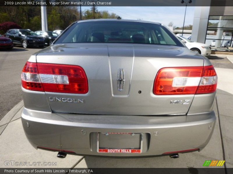 Vapor Silver Metallic / Dark Charcoal 2009 Lincoln MKZ Sedan