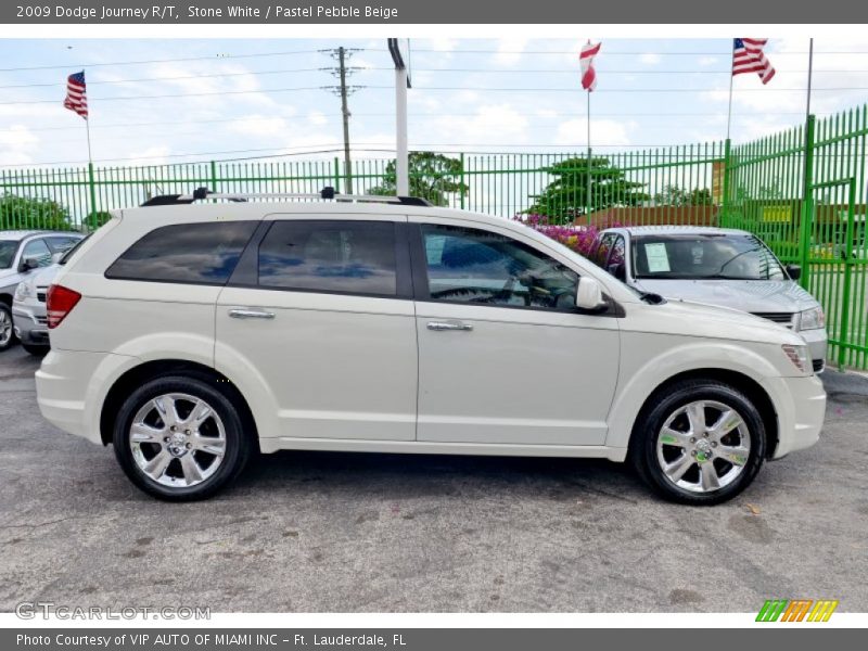 Stone White / Pastel Pebble Beige 2009 Dodge Journey R/T