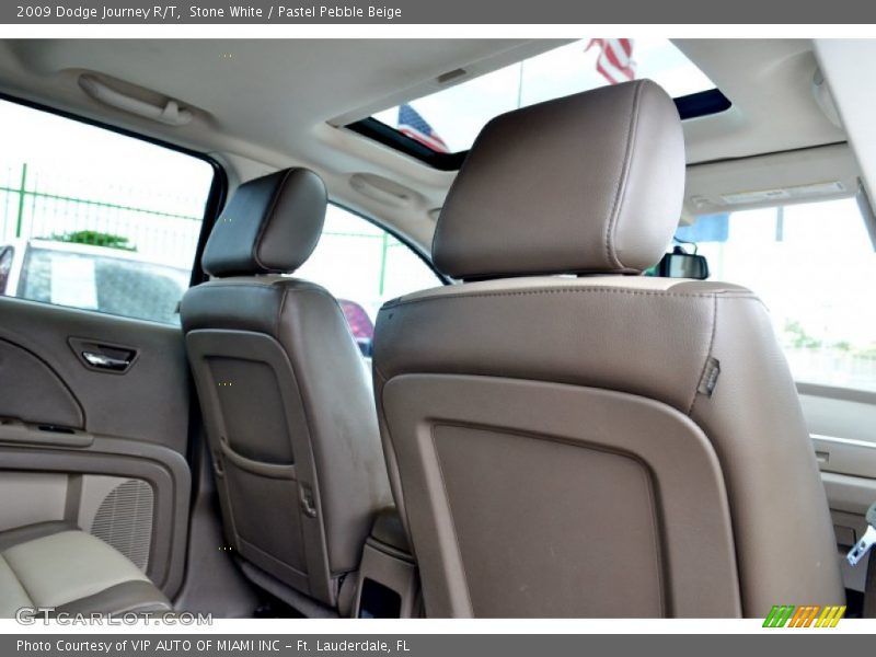 Stone White / Pastel Pebble Beige 2009 Dodge Journey R/T
