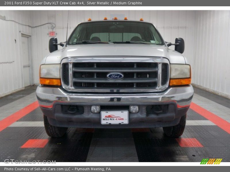 Silver Metallic / Medium Graphite 2001 Ford F350 Super Duty XLT Crew Cab 4x4