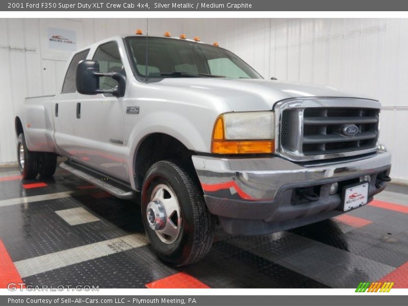 Silver Metallic / Medium Graphite 2001 Ford F350 Super Duty XLT Crew Cab 4x4
