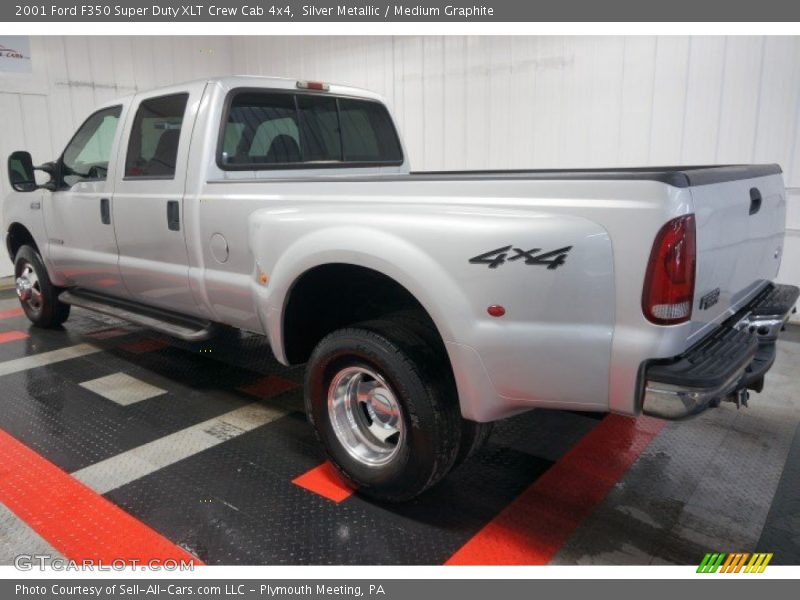 Silver Metallic / Medium Graphite 2001 Ford F350 Super Duty XLT Crew Cab 4x4