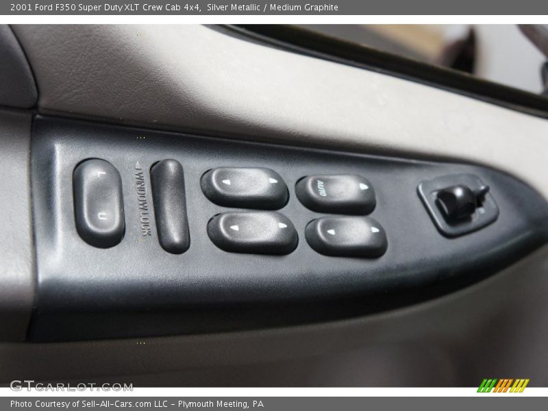 Silver Metallic / Medium Graphite 2001 Ford F350 Super Duty XLT Crew Cab 4x4