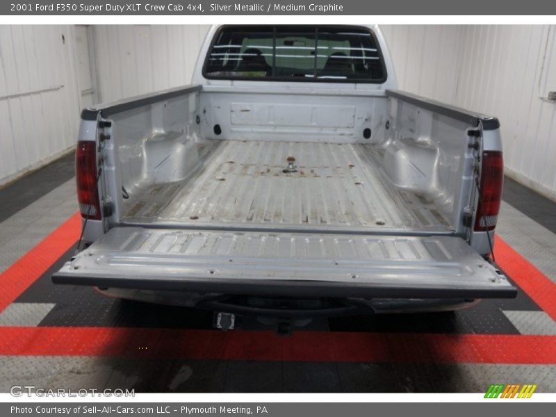 Silver Metallic / Medium Graphite 2001 Ford F350 Super Duty XLT Crew Cab 4x4