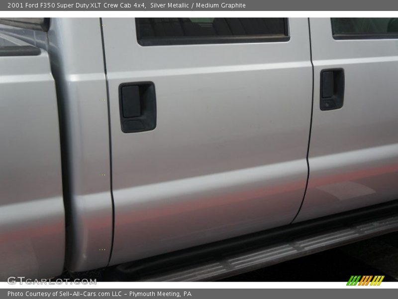 Silver Metallic / Medium Graphite 2001 Ford F350 Super Duty XLT Crew Cab 4x4