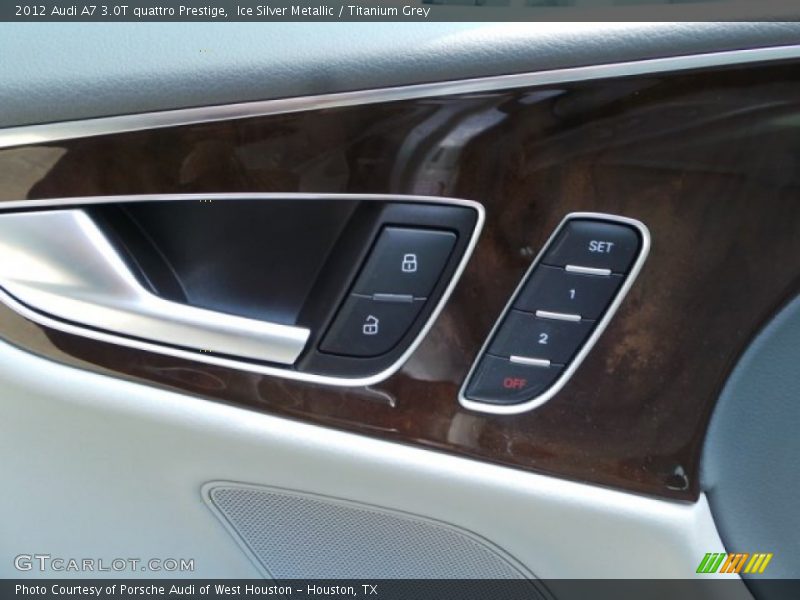 Controls of 2012 A7 3.0T quattro Prestige