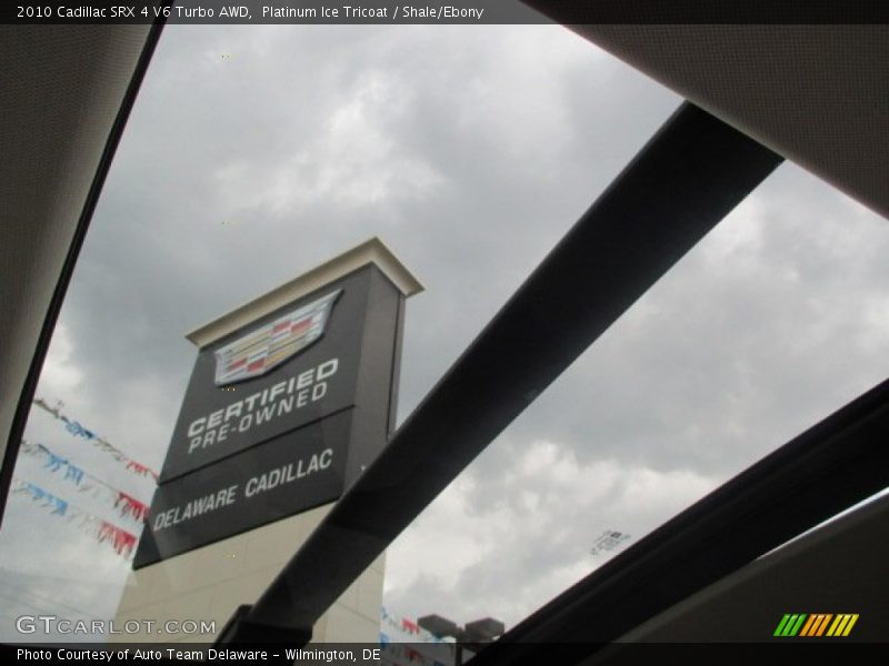 Platinum Ice Tricoat / Shale/Ebony 2010 Cadillac SRX 4 V6 Turbo AWD