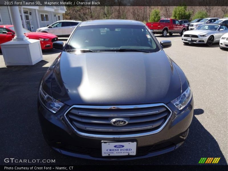 Magnetic Metallic / Charcoal Black 2015 Ford Taurus SEL
