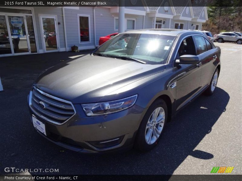 Magnetic Metallic / Charcoal Black 2015 Ford Taurus SEL