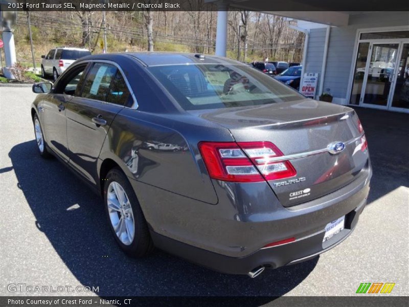 Magnetic Metallic / Charcoal Black 2015 Ford Taurus SEL