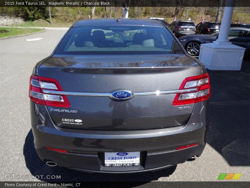 Magnetic Metallic / Charcoal Black 2015 Ford Taurus SEL
