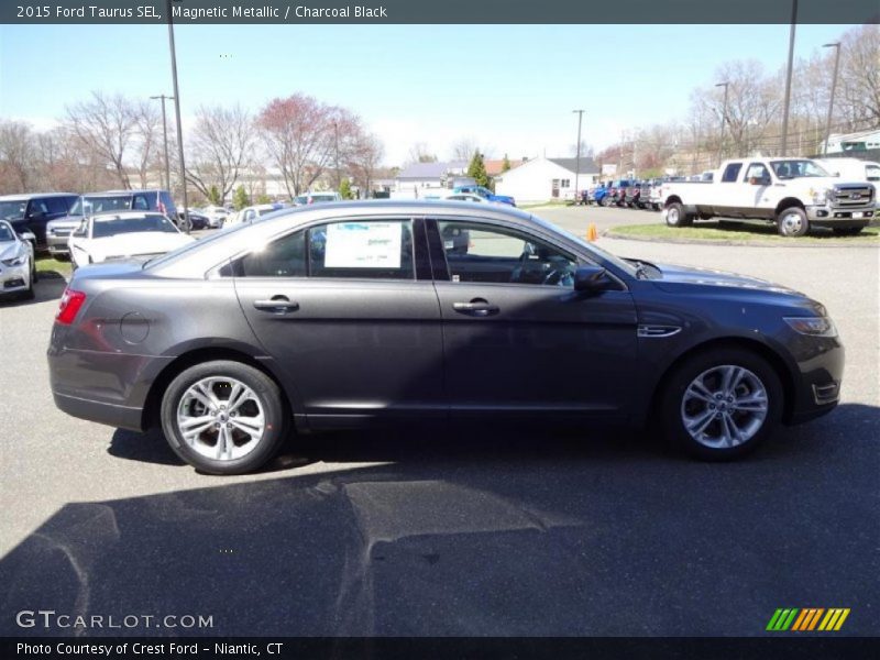Magnetic Metallic / Charcoal Black 2015 Ford Taurus SEL