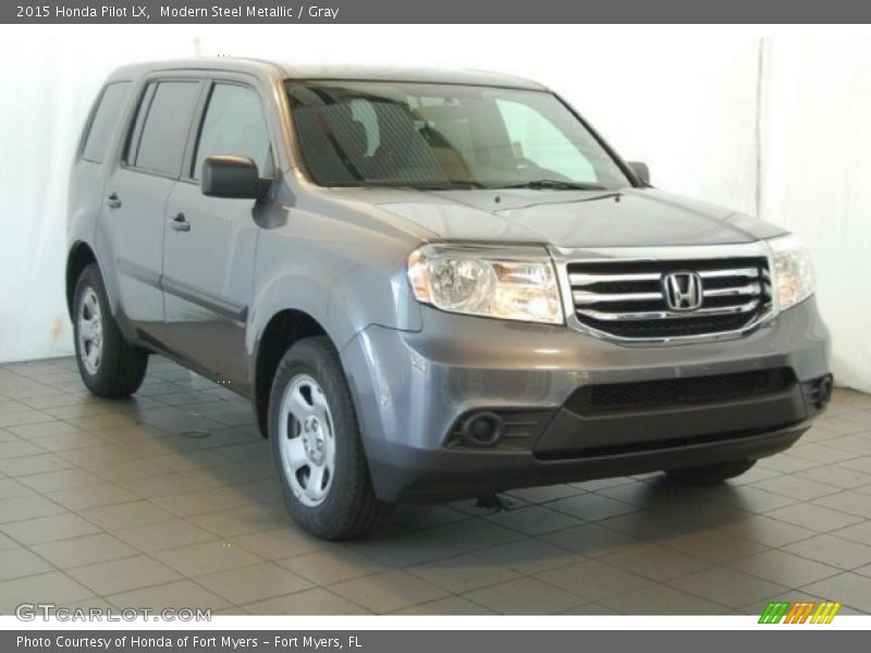 Modern Steel Metallic / Gray 2015 Honda Pilot LX