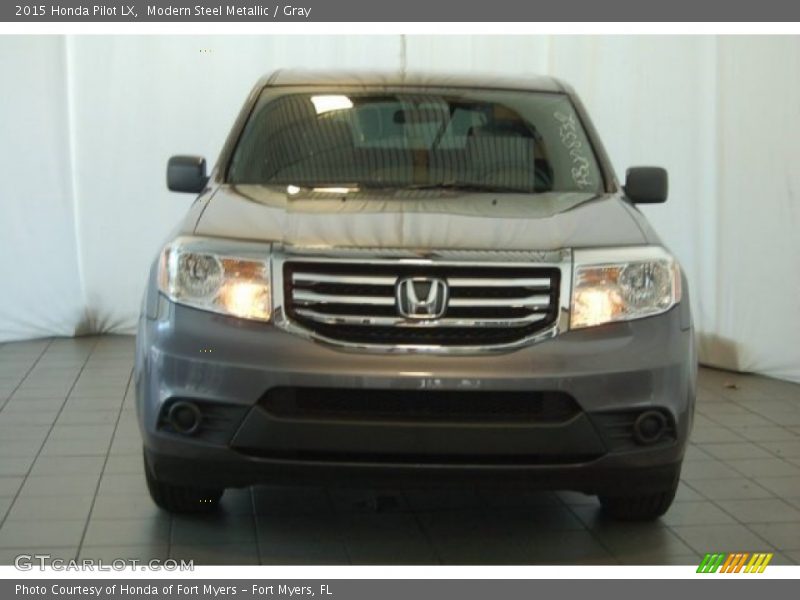 Modern Steel Metallic / Gray 2015 Honda Pilot LX