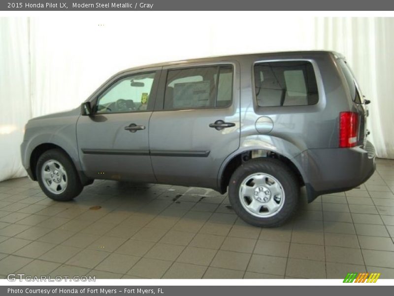 Modern Steel Metallic / Gray 2015 Honda Pilot LX