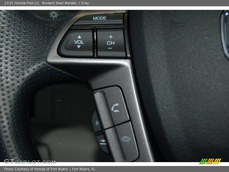 Modern Steel Metallic / Gray 2015 Honda Pilot LX