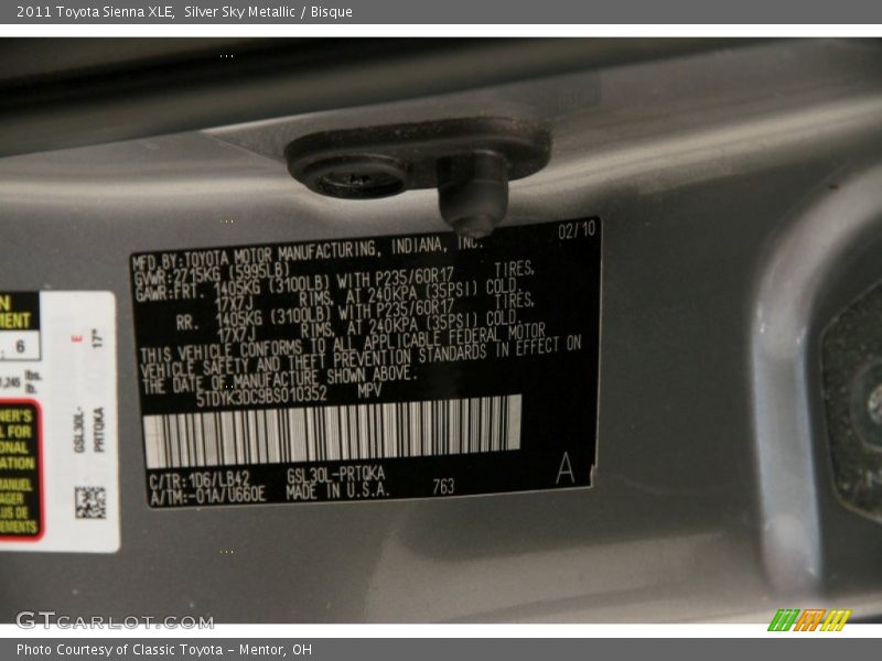 Silver Sky Metallic / Bisque 2011 Toyota Sienna XLE
