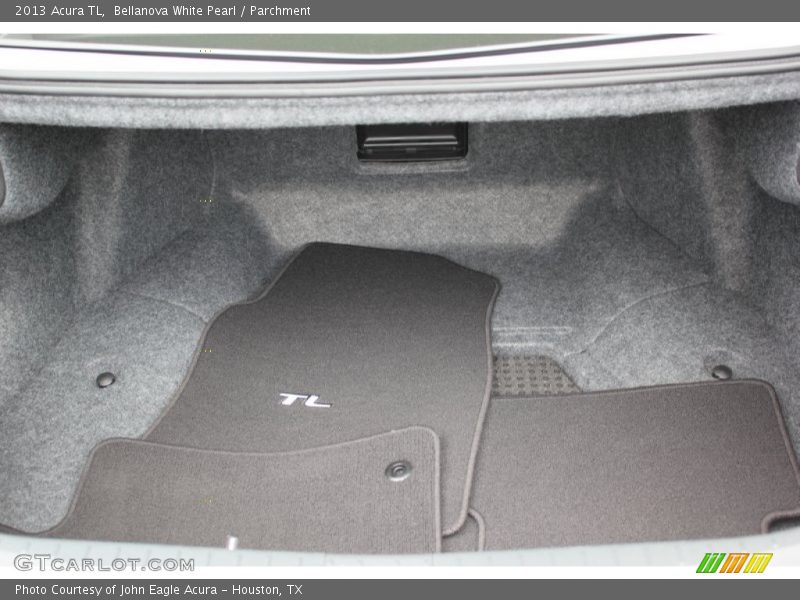 Bellanova White Pearl / Parchment 2013 Acura TL
