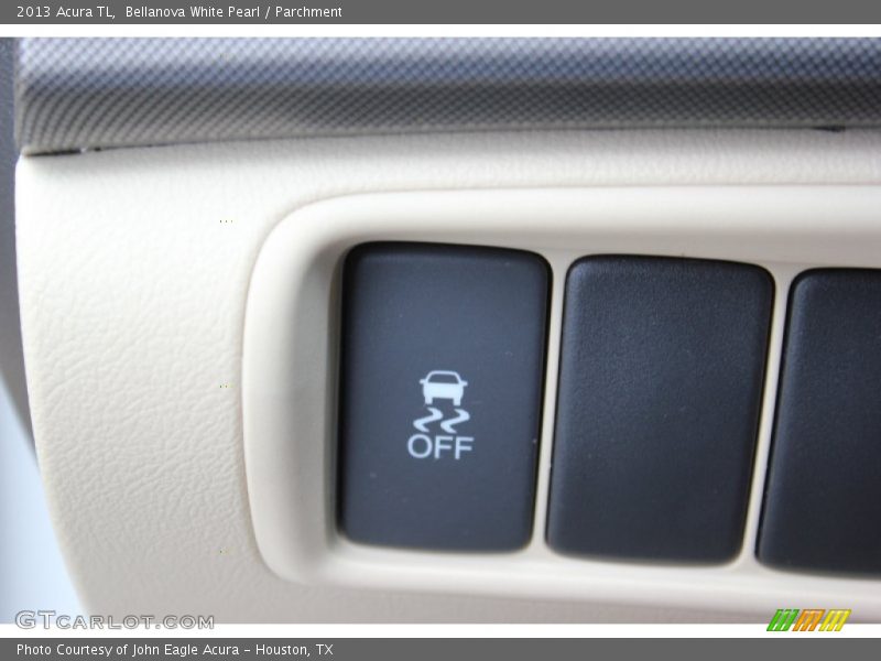 Bellanova White Pearl / Parchment 2013 Acura TL