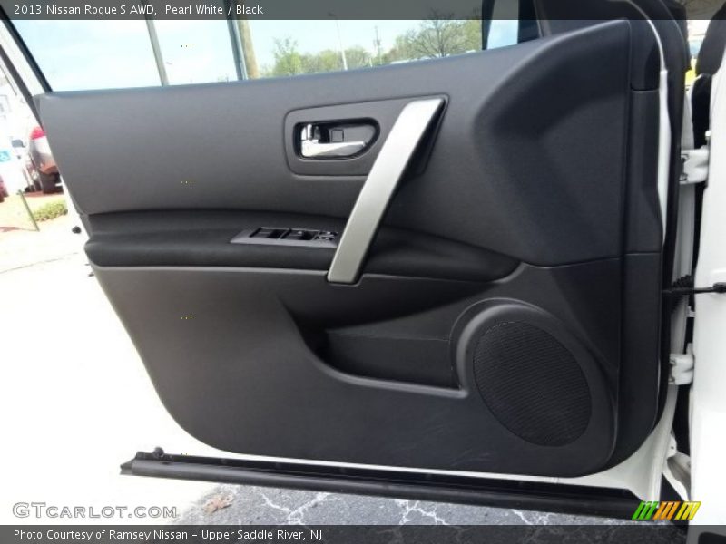 Pearl White / Black 2013 Nissan Rogue S AWD