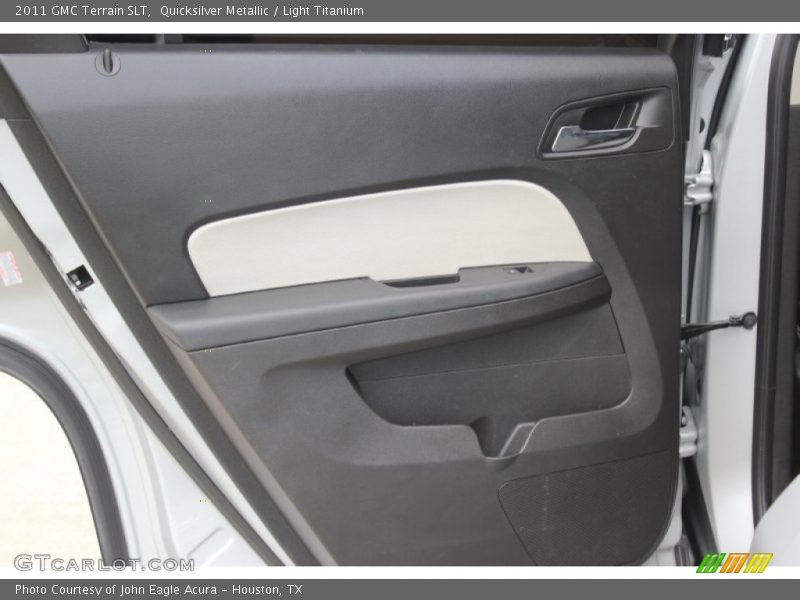 Quicksilver Metallic / Light Titanium 2011 GMC Terrain SLT
