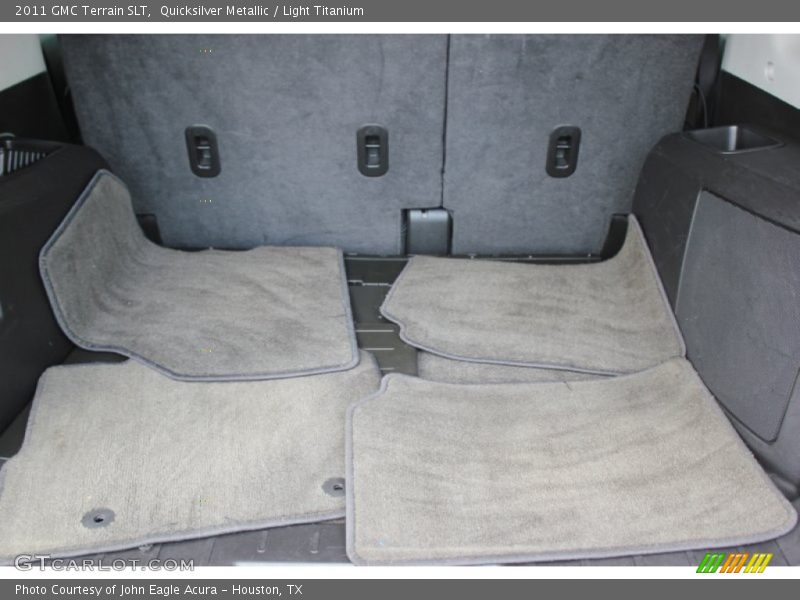 Quicksilver Metallic / Light Titanium 2011 GMC Terrain SLT