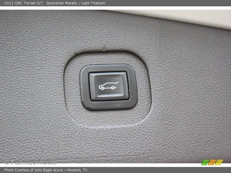 Quicksilver Metallic / Light Titanium 2011 GMC Terrain SLT