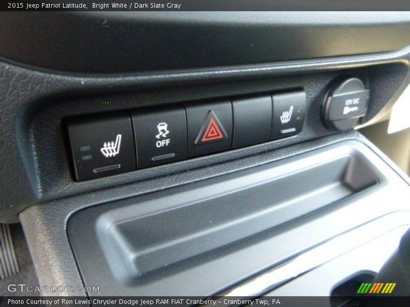 Bright White / Dark Slate Gray 2015 Jeep Patriot Latitude