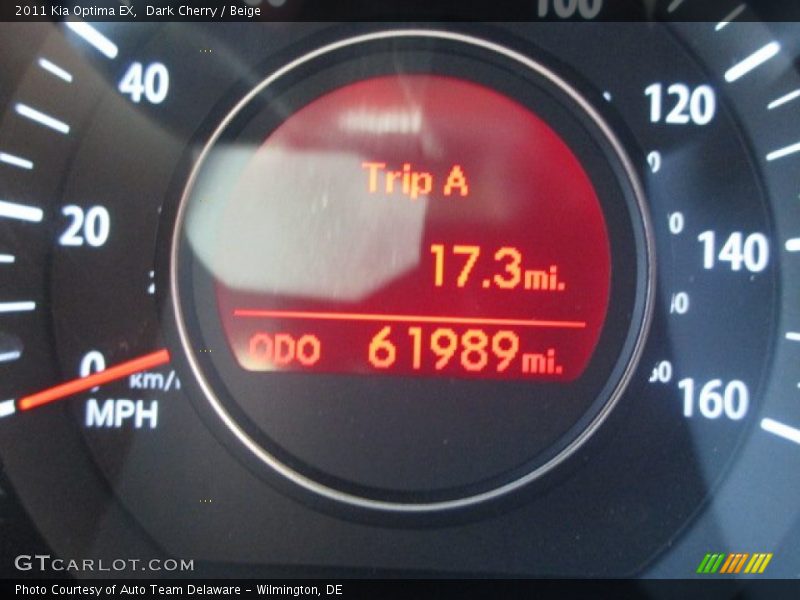 Dark Cherry / Beige 2011 Kia Optima EX